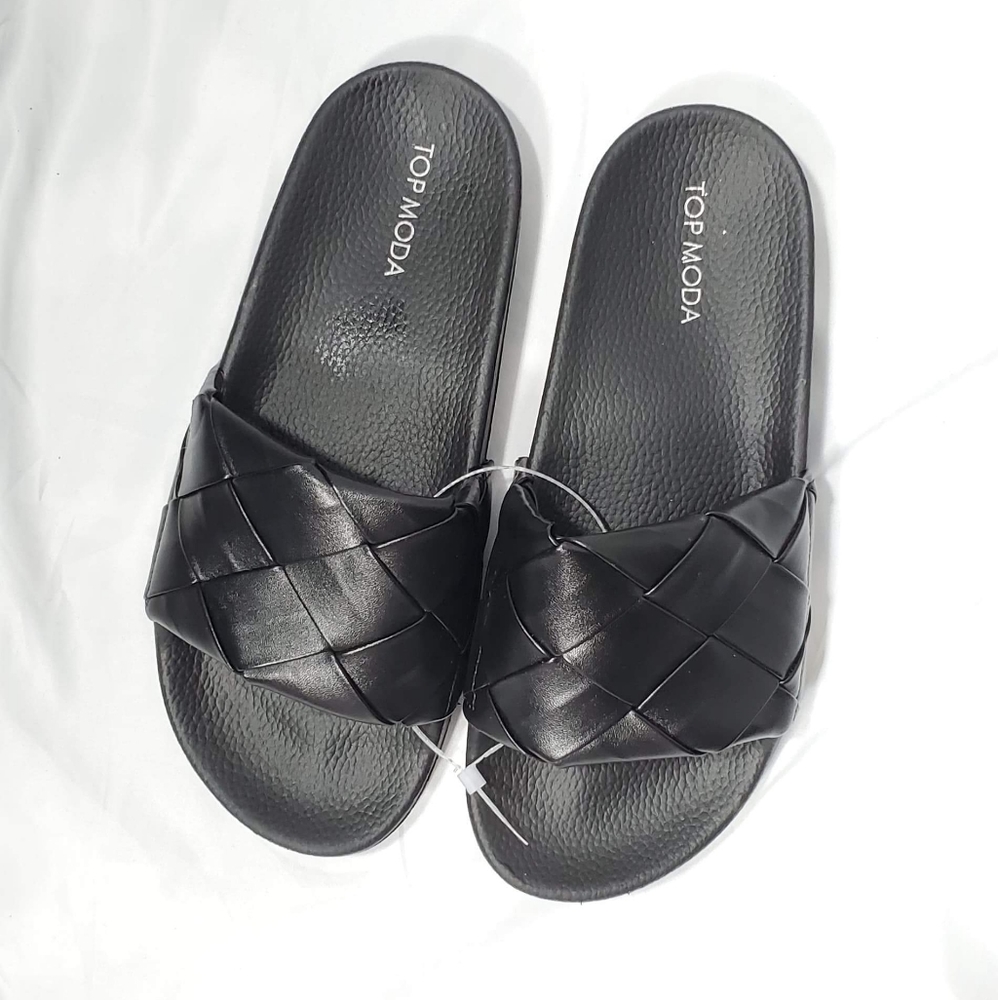 NWT TOP MODA BLACK WOVEN, BRAIDED SLIDES/ SANDALS